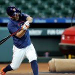 Los Astros reinstalan al 2B José Altuve (tensión indirecta izquierda) de IL