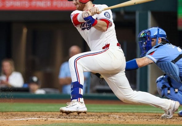 Los Rangers incluyen al C Danny Jansen (antebrazo) en la lista de lesionados de 10 días