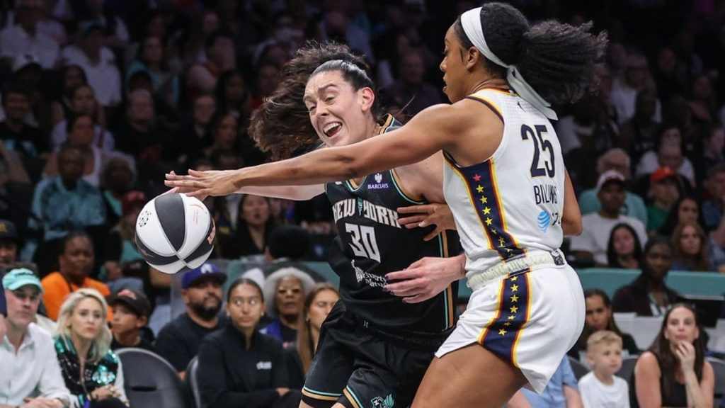 Breanna Stewart explota en la segunda mitad para llevar a Liberty más allá de Fever