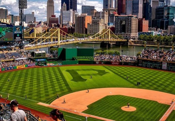 Los Piratas de Pittsburgh buscan que el Bullpen asista antes de la fecha límite alternativa