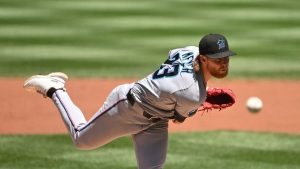 Max Meyer de los Marlins echará un vistazo a las cosas del escenario ace contra los Diamondbacks