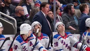 Informes: los Kings contratarán a Peter Laviolette como entrenador en jefe