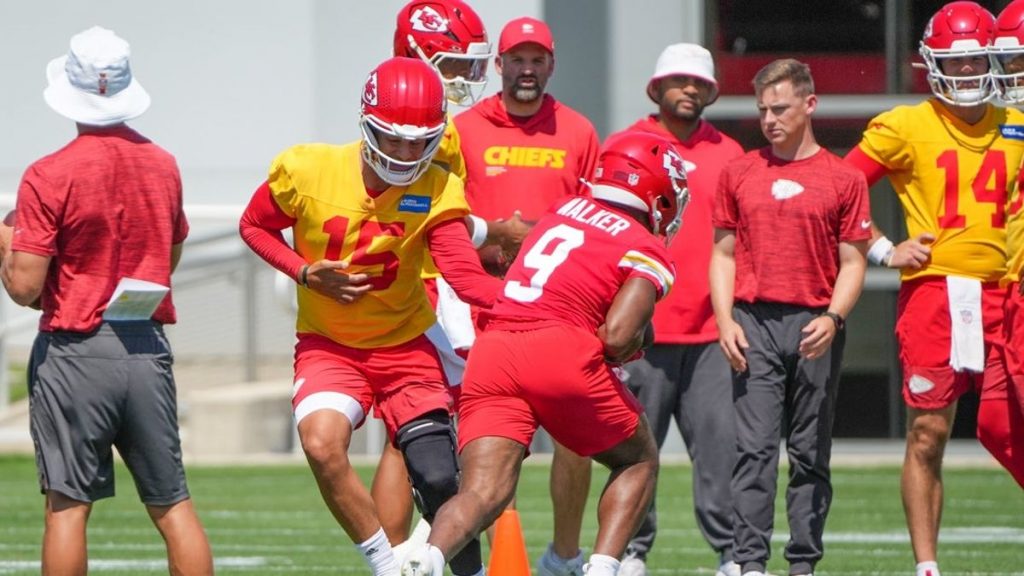 La extensión del quarterback de los Chiefs, Patrick Mahomes, eleva el valor del acuerdo a más de 500 millones de dólares