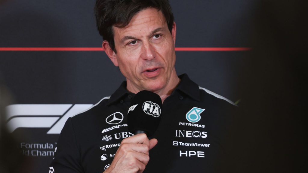 McLaren y Red Bull intentan lograr el restablecimiento del podio de Pierre Gasly en el GP de Mónaco mientras Mercedes considera alternativas