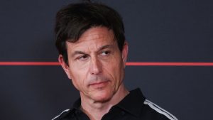 Toto Wolff: el jefe del equipo de Mercedes dice que Silver Arrows ‘no puede competir por un campeonato’ con puntos de falta de confiabilidad de la unidad de energía
