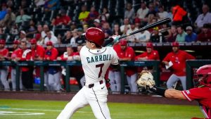 Corbin Carroll lanza a los D-backs a vencer a los Angelinos 8-1