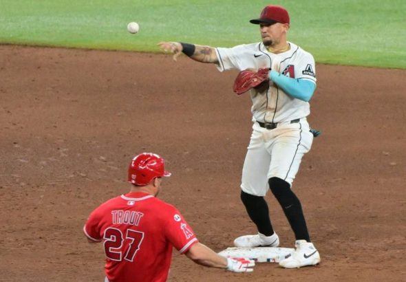 Los Angelinos de Mike Trout (tendón de la corva) tienen problemas y son colocados en IL