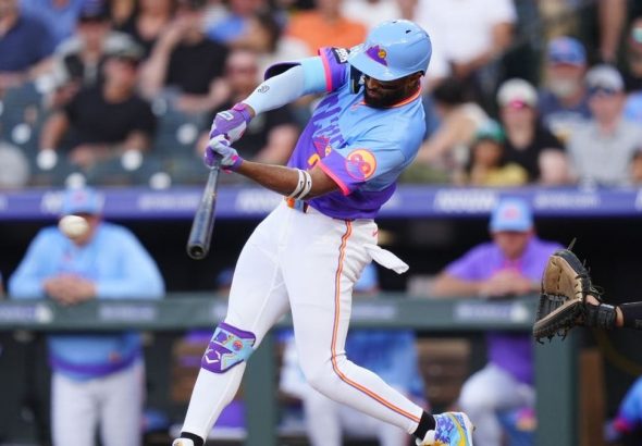 El doble emergente de Braxton Fulford eleva a los Rockies sobre los Piratas