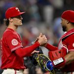 Los Rangers siguen respondiendo y derrotan a los Padres en un asunto de alta puntuación