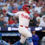 Los Filis batean a los Mets a espaldas de Kyle Schwarber y Bryce Harper