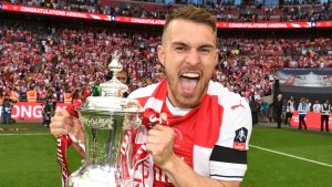 Oxford United: Aaron Ramsey nombrado entrenador en jefe tras la salida de Matt Bloomfield