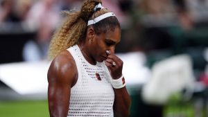 Wimbledon: Serena Williams sufre una derrota en la primera ronda ante Maya Joint en un primer partido individual muy esperado desde 2022