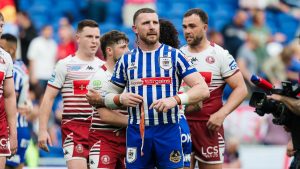 El entrenador en jefe de St Helens, Paul Rowley, desconcertado por la derrota por decisiones 16-14 ante Wigan Warriors en el Magic Weekend de la Super League