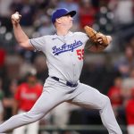 Los Dodgers activaron a Evan Phillips y agregaron a Carlos Durán para reforzar el equipo de lanzadores