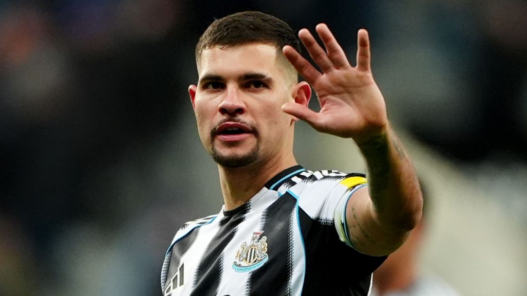Bruno Guimaraes cambia la noticia: el capitán del Newcastle le dice al club que quiere unirse al Arsenal después de la eliminación del Mundial con Brasil