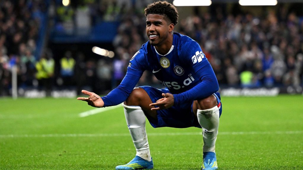 Andrey Santos: el Manchester United acuerda un acuerdo de £ 50 millones por el centrocampista del Chelsea y Brasil