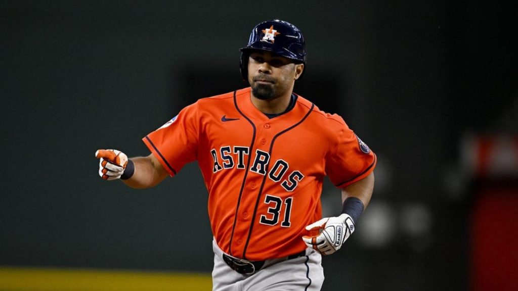 LaMonte Wade Jr. logra el primer gran slam de su carrera mientras los Astros derrotan a los Rangers