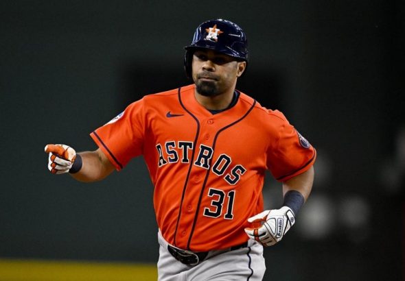 LaMonte Wade Jr. logra el primer gran slam de su carrera mientras los Astros derrotan a los Rangers