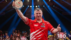 Nacimiento de los dardos europeos: Krzysztof Ratajski vence a Jermaine Wattimena y se lleva el título antes que World Matchplay