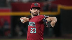 Ubicación de los Diamondbacks RHP Zac Gallen (codo) en IL