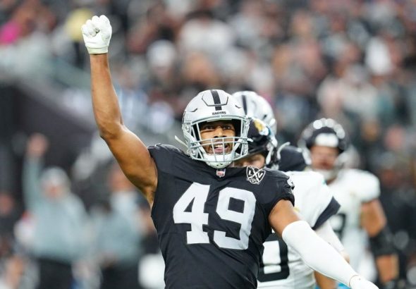 NFL suspende 3 videojuegos de los Cowboys DE Charles Snowden